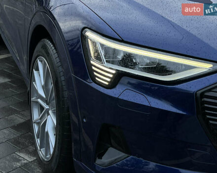 Синій Ауді E-Tron, об'ємом двигуна 0 л та пробігом 135 тис. км за 25800 $, фото 11 на Automoto.ua