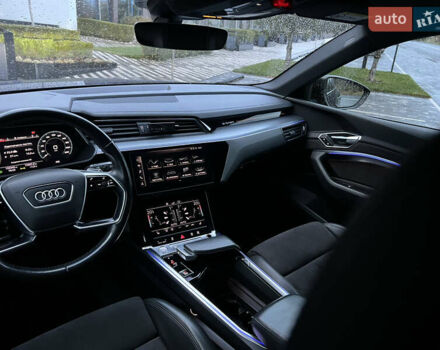 Синій Ауді E-Tron, об'ємом двигуна 0 л та пробігом 135 тис. км за 25800 $, фото 44 на Automoto.ua