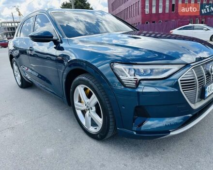 Ауді E-Tron 2019 у Тернополі на Automoto.ua Синій Ауді E-Tron, об'ємом двигуна 0 л та пробігом 200 тис. км за 21700 $, фото 6 на Automoto.ua
