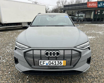 Синий Ауди E-Tron, объемом двигателя 0 л и пробегом 65 тыс. км за 31900 $, фото 1 на Automoto.ua