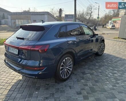 Синій Ауді E-Tron, об'ємом двигуна 0 л та пробігом 56 тис. км за 34000 $, фото 1 на Automoto.ua