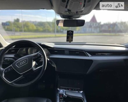 Синий Ауди E-Tron, объемом двигателя 0 л и пробегом 186 тыс. км за 26000 $, фото 12 на Automoto.ua