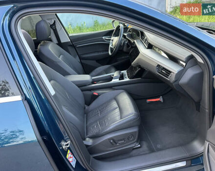 Синій Ауді E-Tron, об'ємом двигуна 0 л та пробігом 104 тис. км за 23800 $, фото 48 на Automoto.ua