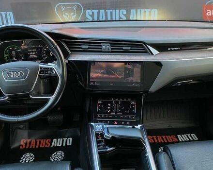 Синий Ауди E-Tron, объемом двигателя 0 л и пробегом 109 тыс. км за 30800 $, фото 31 на Automoto.ua