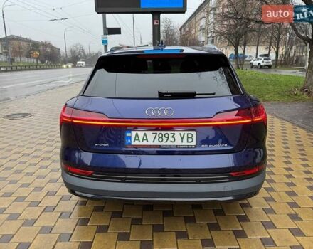 Синий Ауди E-Tron, объемом двигателя 0 л и пробегом 57 тыс. км за 28700 $, фото 3 на Automoto.ua