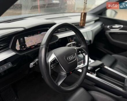 Синий Ауди E-Tron, объемом двигателя 0 л и пробегом 170 тыс. км за 28500 $, фото 20 на Automoto.ua