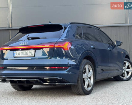 Синий Ауди E-Tron, объемом двигателя 0 л и пробегом 85 тыс. км за 31690 $, фото 4 на Automoto.ua