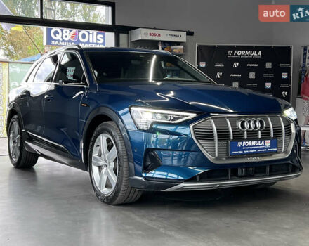 Синий Ауди E-Tron, объемом двигателя 0 л и пробегом 299 тыс. км за 23490 $, фото 7 на Automoto.ua