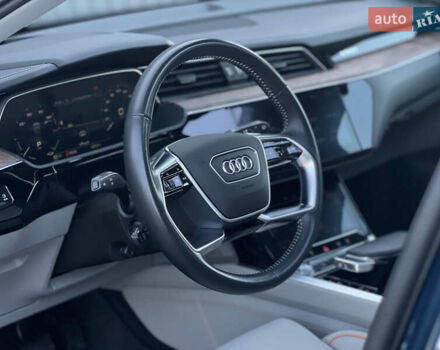 Синий Ауди E-Tron, объемом двигателя 0 л и пробегом 85 тыс. км за 36500 $, фото 22 на Automoto.ua