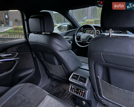 Синій Ауді E-Tron, об'ємом двигуна 0 л та пробігом 135 тис. км за 25800 $, фото 49 на Automoto.ua