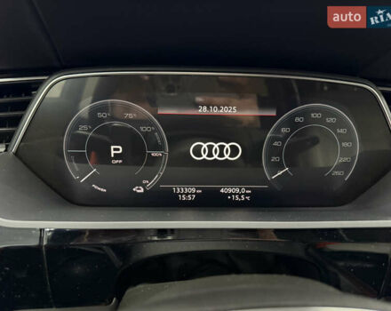 Синій Ауді E-Tron, об'ємом двигуна 0 л та пробігом 113 тис. км за 33000 $, фото 13 на Automoto.ua