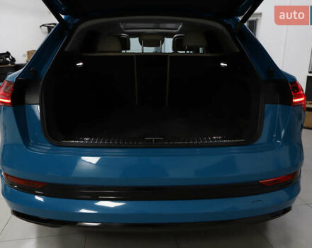 Синий Ауди E-Tron, объемом двигателя 0 л и пробегом 80 тыс. км за 28900 $, фото 61 на Automoto.ua