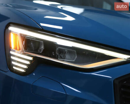 Синий Ауди E-Tron, объемом двигателя 0 л и пробегом 80 тыс. км за 28900 $, фото 34 на Automoto.ua