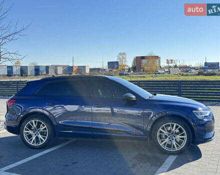 Синий Ауди E-Tron, объемом двигателя 0 л и пробегом 133 тыс. км за 23900 $, фото 25 на Automoto.ua