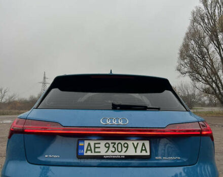 Синий Ауди E-Tron, объемом двигателя 0 л и пробегом 150 тыс. км за 28500 $, фото 5 на Automoto.ua