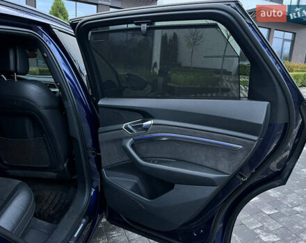 Синій Ауді E-Tron, об'ємом двигуна 0 л та пробігом 135 тис. км за 25800 $, фото 47 на Automoto.ua