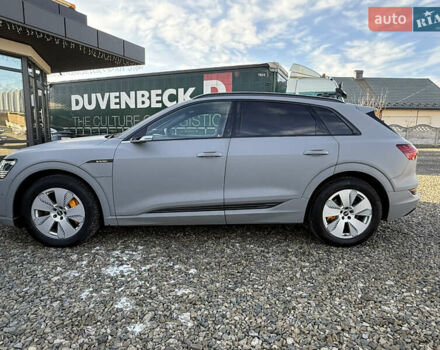 Синий Ауди E-Tron, объемом двигателя 0 л и пробегом 65 тыс. км за 31900 $, фото 61 на Automoto.ua