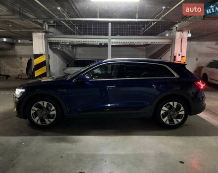 Синий Ауди E-Tron, объемом двигателя 0 л и пробегом 57 тыс. км за 28700 $, фото 7 на Automoto.ua
