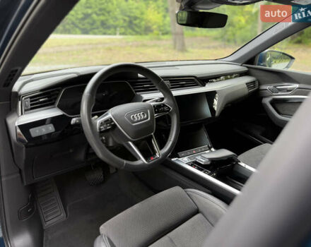 Синій Ауді E-Tron, об'ємом двигуна 0 л та пробігом 165 тис. км за 24900 $, фото 29 на Automoto.ua