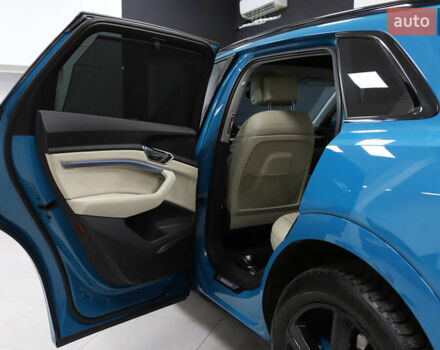 Синий Ауди E-Tron, объемом двигателя 0 л и пробегом 80 тыс. км за 28900 $, фото 113 на Automoto.ua