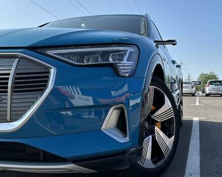 Синій Ауді E-Tron, об'ємом двигуна 0 л та пробігом 101 тис. км за 33500 $, фото 5 на Automoto.ua