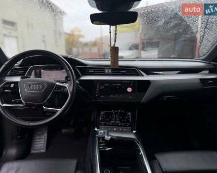Синий Ауди E-Tron, объемом двигателя 0 л и пробегом 170 тыс. км за 28500 $, фото 25 на Automoto.ua