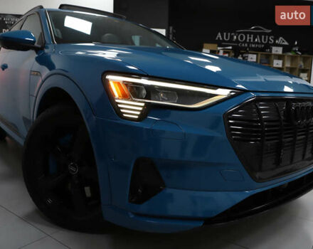 Синий Ауди E-Tron, объемом двигателя 0 л и пробегом 80 тыс. км за 28900 $, фото 33 на Automoto.ua