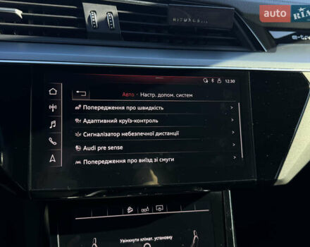 Синий Ауди E-Tron, объемом двигателя 0 л и пробегом 133 тыс. км за 23900 $, фото 81 на Automoto.ua