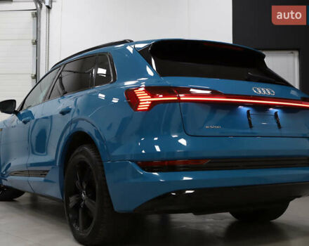 Синий Ауди E-Tron, объемом двигателя 0 л и пробегом 80 тыс. км за 28900 $, фото 45 на Automoto.ua