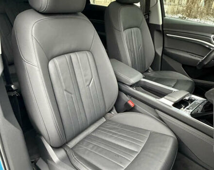 Синий Ауди E-Tron, объемом двигателя 0 л и пробегом 117 тыс. км за 28200 $, фото 18 на Automoto.ua