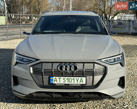 Синий Ауди E-Tron, объемом двигателя 0 л и пробегом 65 тыс. км за 31900 $, фото 24 на Automoto.ua