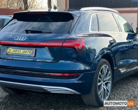 Синий Ауди E-Tron, объемом двигателя 71 л и пробегом 139 тыс. км за 27000 $, фото 5 на Automoto.ua