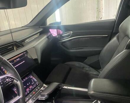 Синий Ауди E-Tron, объемом двигателя 0 л и пробегом 87 тыс. км за 28500 $, фото 19 на Automoto.ua
