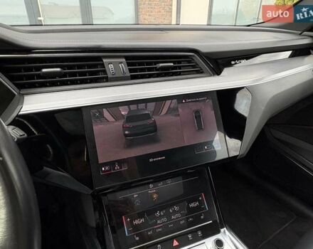 Синий Ауди E-Tron, объемом двигателя 0 л и пробегом 119 тыс. км за 29500 $, фото 27 на Automoto.ua