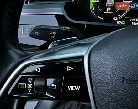 Синій Ауді E-Tron, об'ємом двигуна 0 л та пробігом 135 тис. км за 25800 $, фото 67 на Automoto.ua