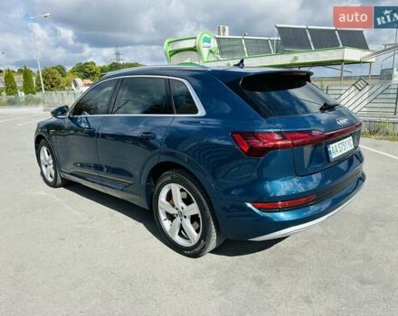 Ауді E-Tron 2019 у Тернополі на Automoto.ua Синій Ауді E-Tron, об'ємом двигуна 0 л та пробігом 200 тис. км за 21700 $, фото 10 на Automoto.ua