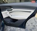Синій Ауді E-Tron, об'ємом двигуна 0 л та пробігом 56 тис. км за 34000 $, фото 9 на Automoto.ua