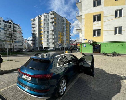 Синій Ауді E-Tron, об'ємом двигуна 0 л та пробігом 38 тис. км за 33000 $, фото 11 на Automoto.ua