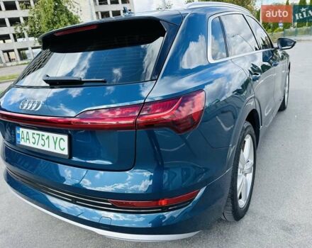 Ауді E-Tron 2019 у Тернополі на Automoto.ua Синій Ауді E-Tron, об'ємом двигуна 0 л та пробігом 200 тис. км за 21700 $, фото 14 на Automoto.ua