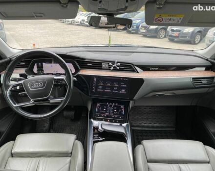 Синий Ауди E-Tron, объемом двигателя 0 л и пробегом 125 тыс. км за 25240 $, фото 32 на Automoto.ua