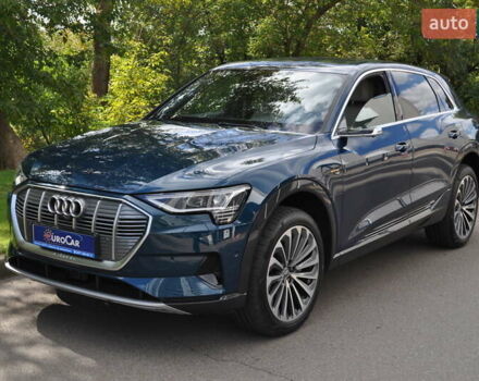 Синий Ауди E-Tron, объемом двигателя 0 л и пробегом 79 тыс. км за 34000 $, фото 115 на Automoto.ua