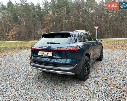 Синій Ауді E-Tron, об'ємом двигуна 0 л та пробігом 165 тис. км за 25900 $, фото 13 на Automoto.ua