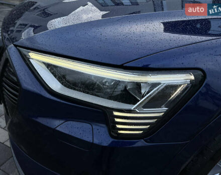 Синій Ауді E-Tron, об'ємом двигуна 0 л та пробігом 135 тис. км за 25800 $, фото 30 на Automoto.ua