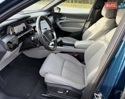 Синий Ауди E-Tron, объемом двигателя 0 л и пробегом 98 тыс. км за 30500 $, фото 23 на Automoto.ua