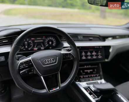 Синій Ауді E-Tron, об'ємом двигуна 0 л та пробігом 165 тис. км за 24900 $, фото 37 на Automoto.ua