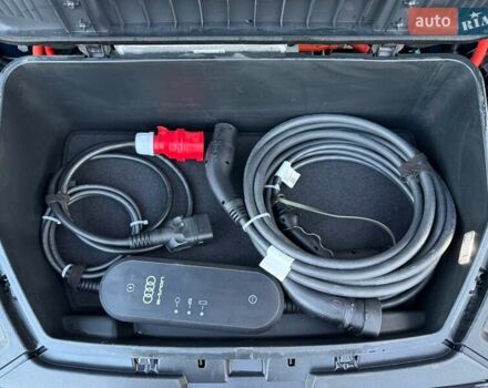 Ауди E-Tron 2019 в Хмельницком на Automoto.ua Синий Ауди E-Tron, объемом двигателя 0 л и пробегом 77 тыс. км за 32527 $, фото 106 на Automoto.ua