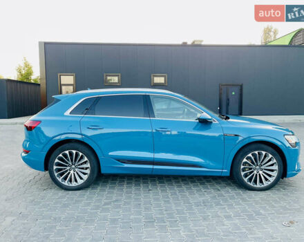 Синій Ауді E-Tron, об'ємом двигуна 0 л та пробігом 97 тис. км за 27900 $, фото 5 на Automoto.ua