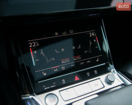 Синій Ауді E-Tron, об'ємом двигуна 0 л та пробігом 66 тис. км за 37500 $, фото 37 на Automoto.ua