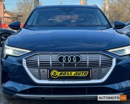 Синий Ауди E-Tron, объемом двигателя 71 л и пробегом 139 тыс. км за 27000 $, фото 1 на Automoto.ua
