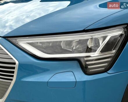 Синий Ауди E-Tron, объемом двигателя 0 л и пробегом 119 тыс. км за 29990 $, фото 5 на Automoto.ua